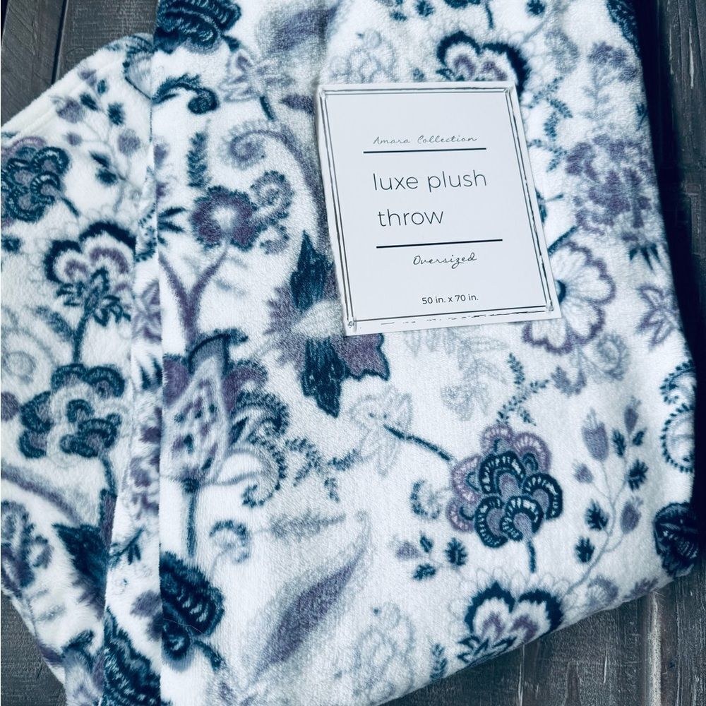 Plush Blue Lavender Purple Floral Paisley Print Plush Oversize Throw Blanket